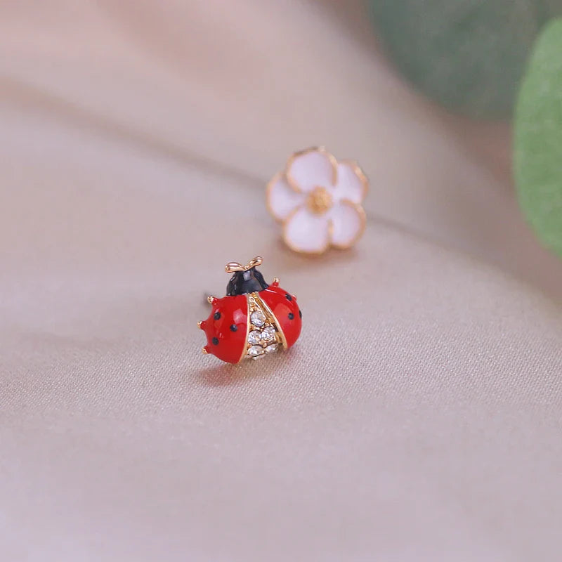 Asymmetrische Lieveheersbeestje Oorbellen - Mijn Oorbellen